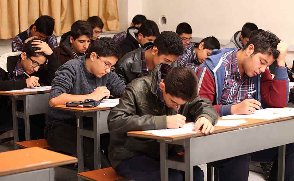مدرسه پسرانه / آدرس / شماره تلفن