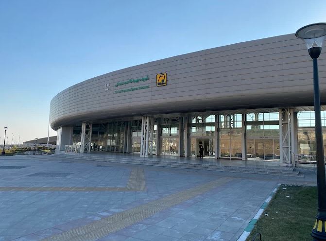 مترو هشتگرد
