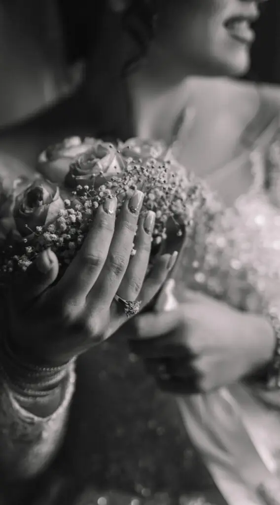 تصویر جلد آگهی